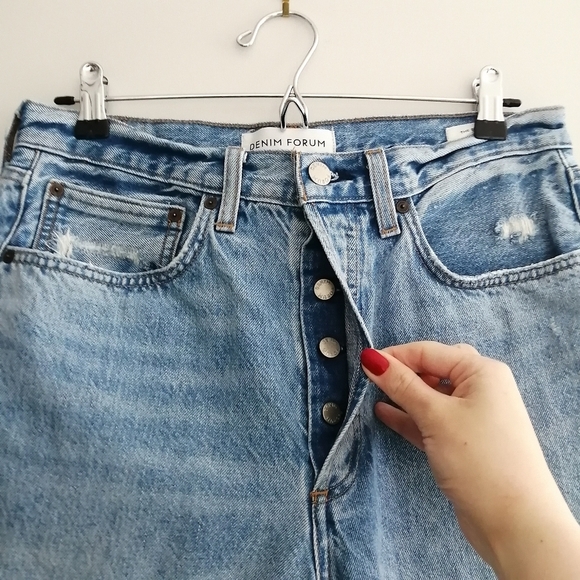 Aritzia Denim Forum The BF Boyfriend High Rise Loose Jeans Distressed 29 - Picture 9 of 16